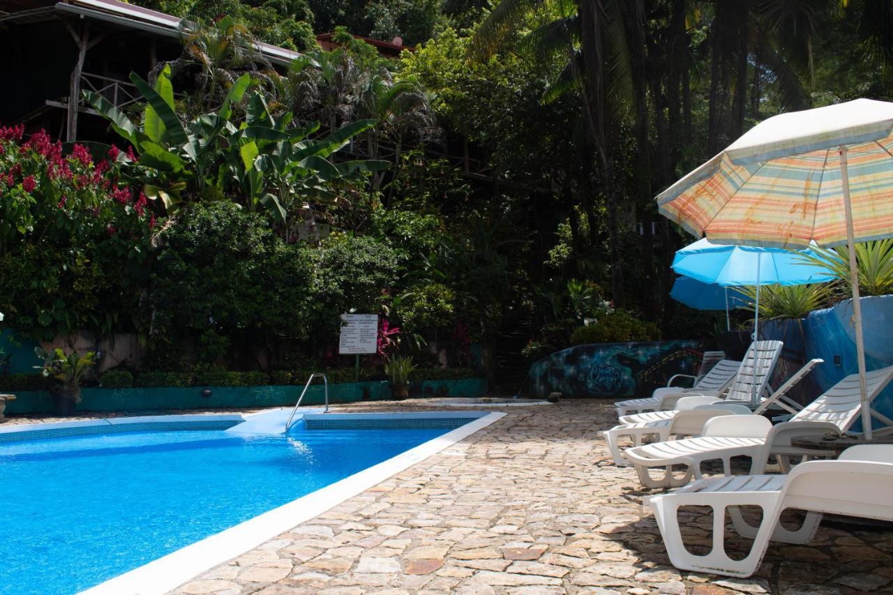 Hostel Plinio Manuel Antonio Eksteriør bilde