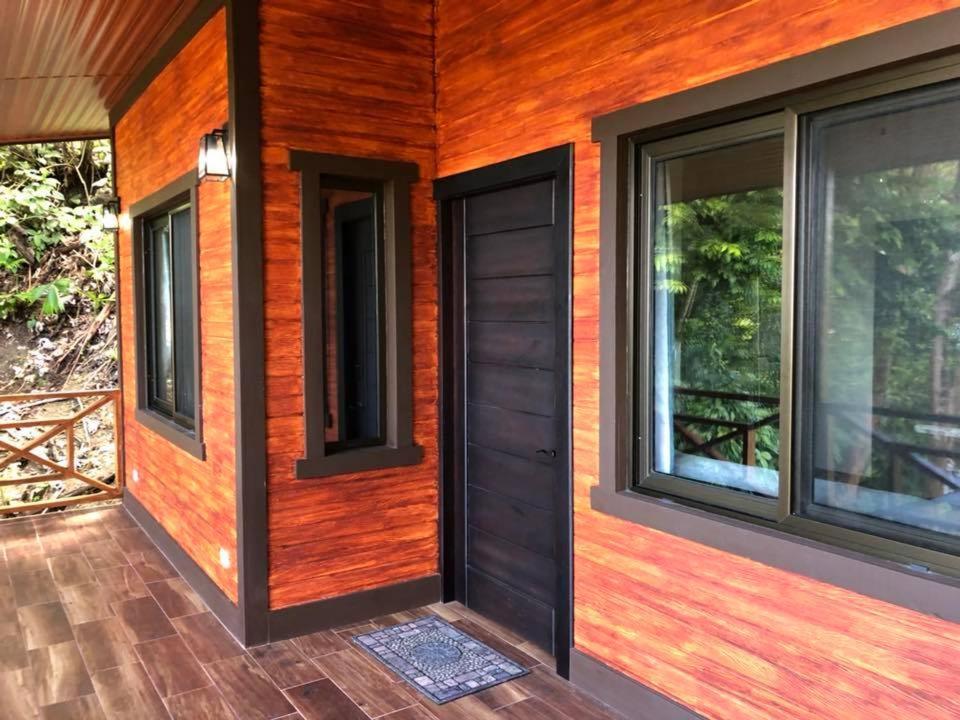 Hostel Plinio Manuel Antonio Eksteriør bilde